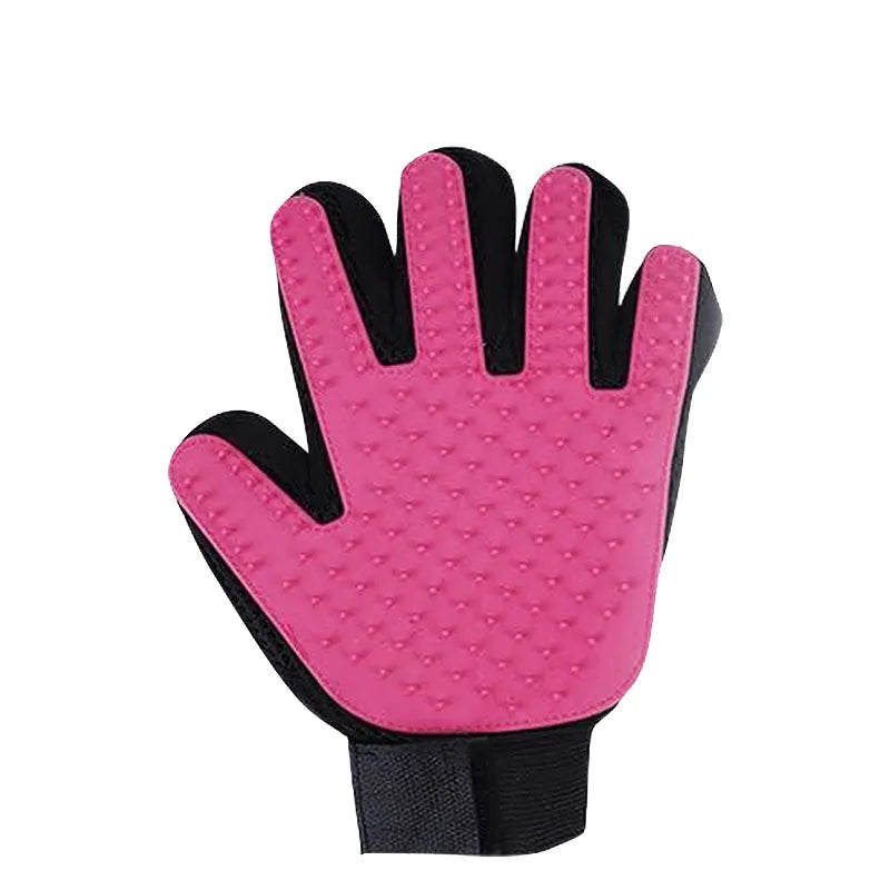 Goodbye Fur, Hello Cuddles – The Gentle Grooming Glove Your Pet Will Love!